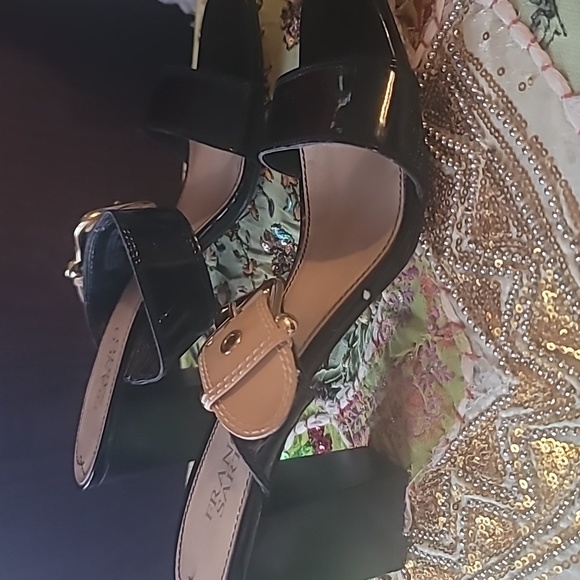 Franco Sarto Retro Patent Sandal With Leather Buckle Size 8.5 - Picture 6 of 7